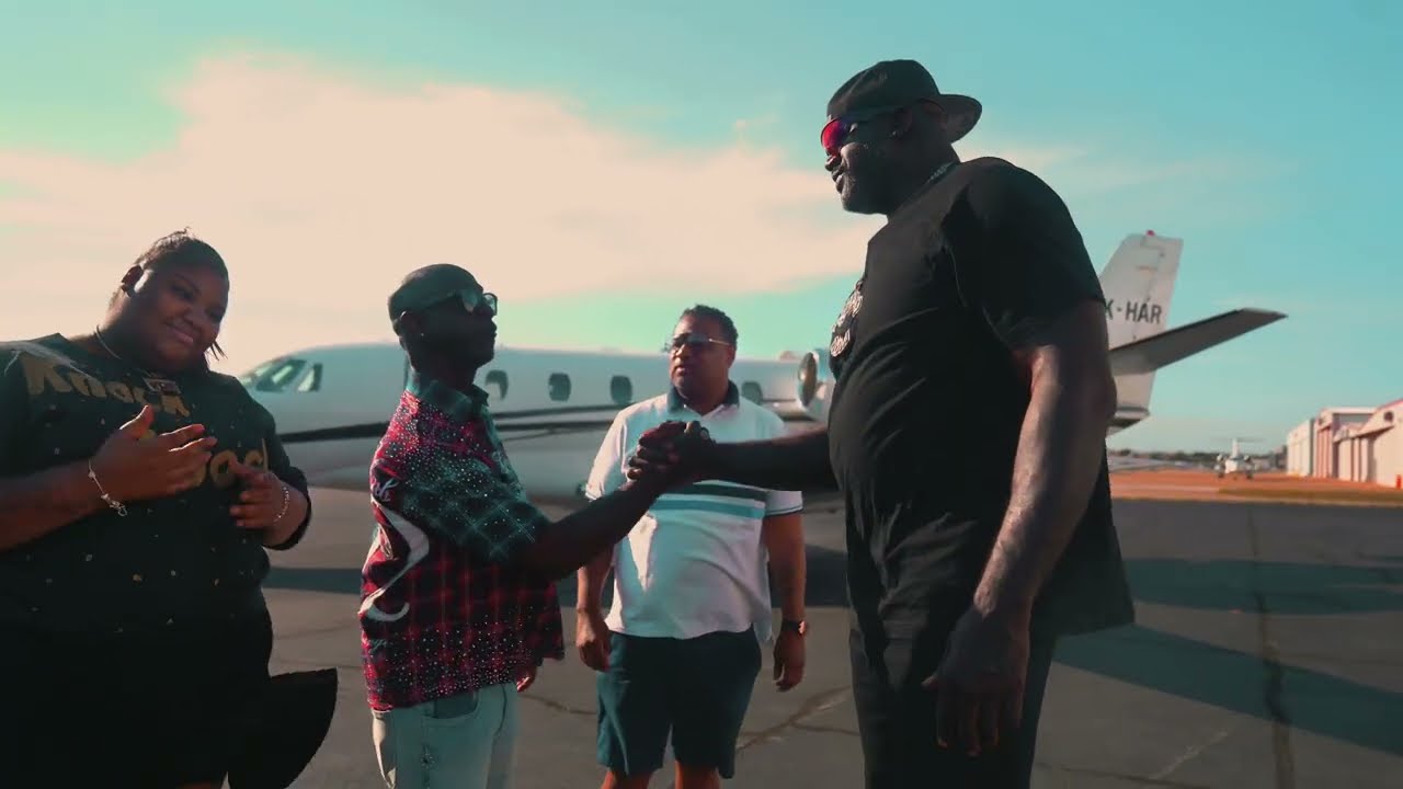 Shaq x Twisted Black - Knock knock [video]