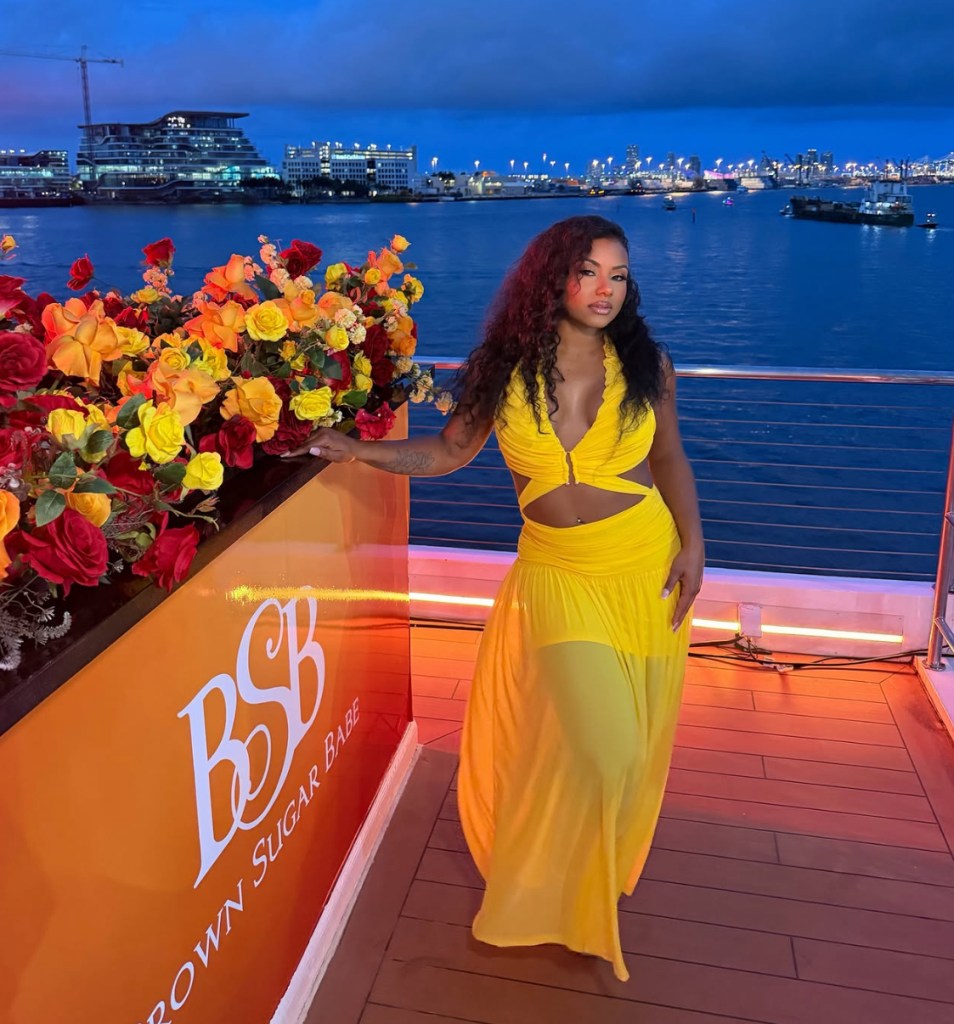 Bad & Buoyant! A Gallery Of Brown Sugar Babes, Baddies & Bombshells Who Brought The Heat To Miami At BSB’s Golden Hour Yacht Soirée Bad & Buoyant! A Gallery Of Brown Sugar Babes, Baddies & Bombshells Who Brought The Heat To Miami At BSB’s Golden Hour Yacht Soirée